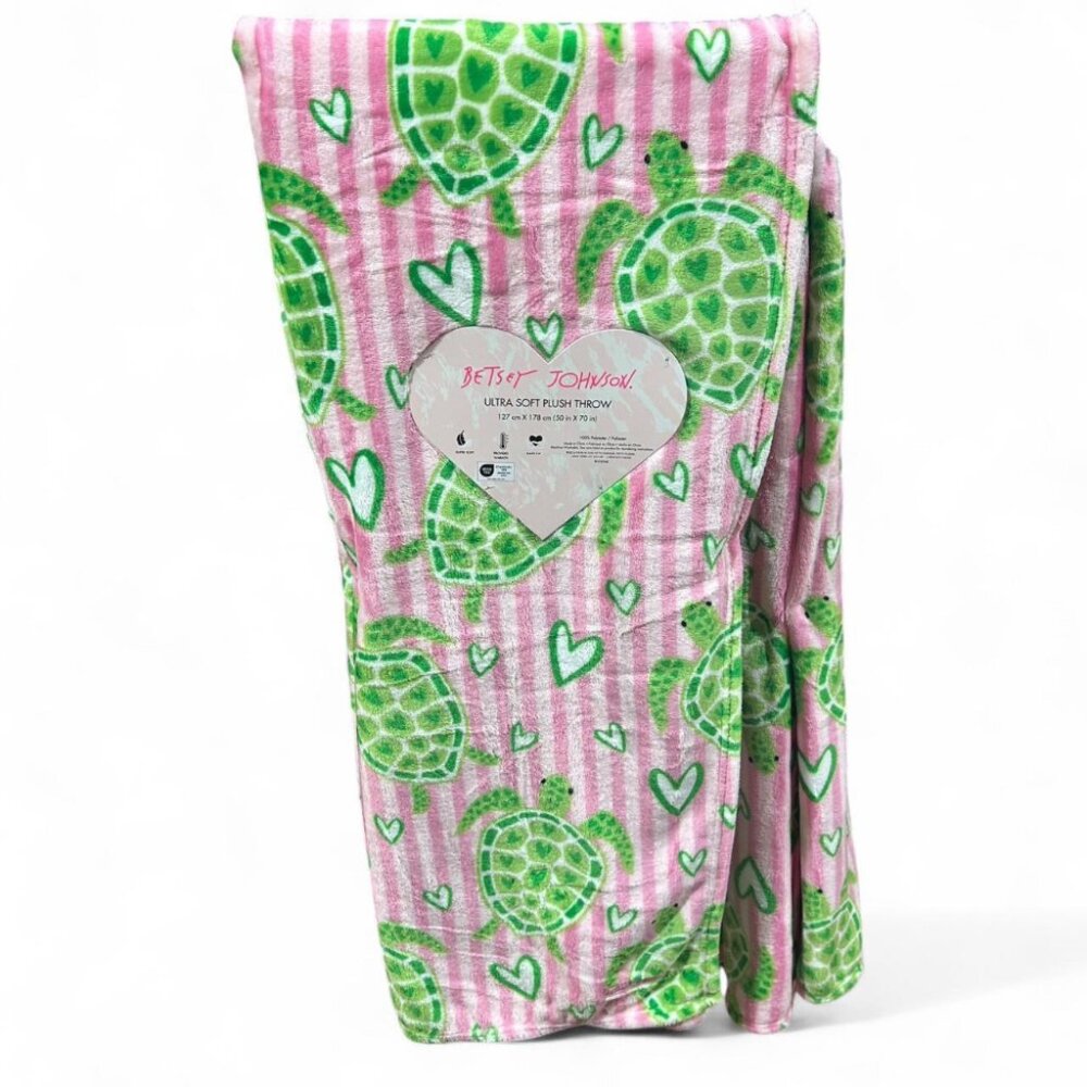 Betsey Johnson Plush Blanket, Pink Turtle Pattern - 50 x 70 in